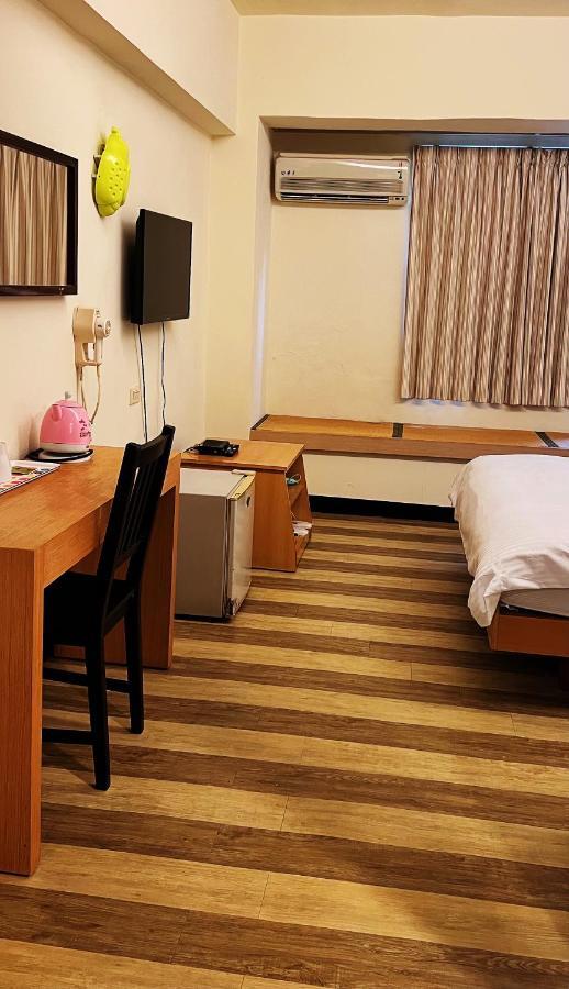 Hwa Hong Hotel Гаосюн Экстерьер фото